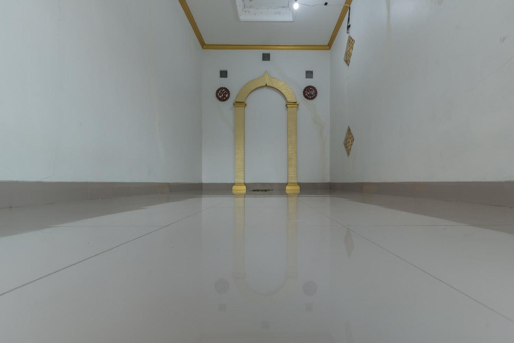 Urbanview Hotel Cianjur City Park By Reddoorz Dış mekan fotoğraf